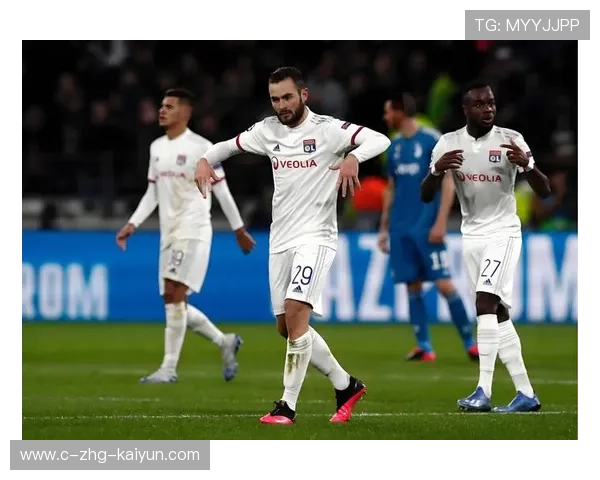 法甲赛后讨论，专家分析战术优势及未来调整建议，法甲预测分析